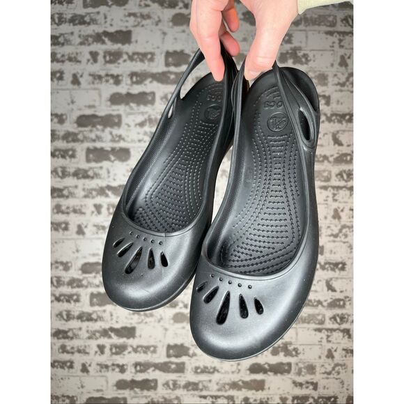 Crocs | women black flat rubber shoes - Picture 1 of 7